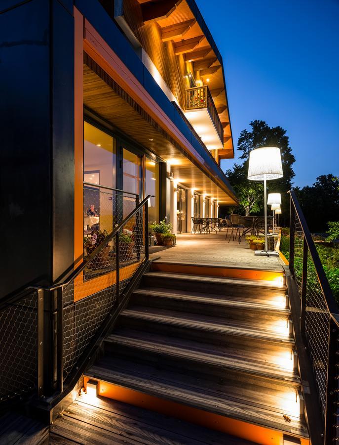 Atmospheres Le Bourget-du-Lac Exterior photo